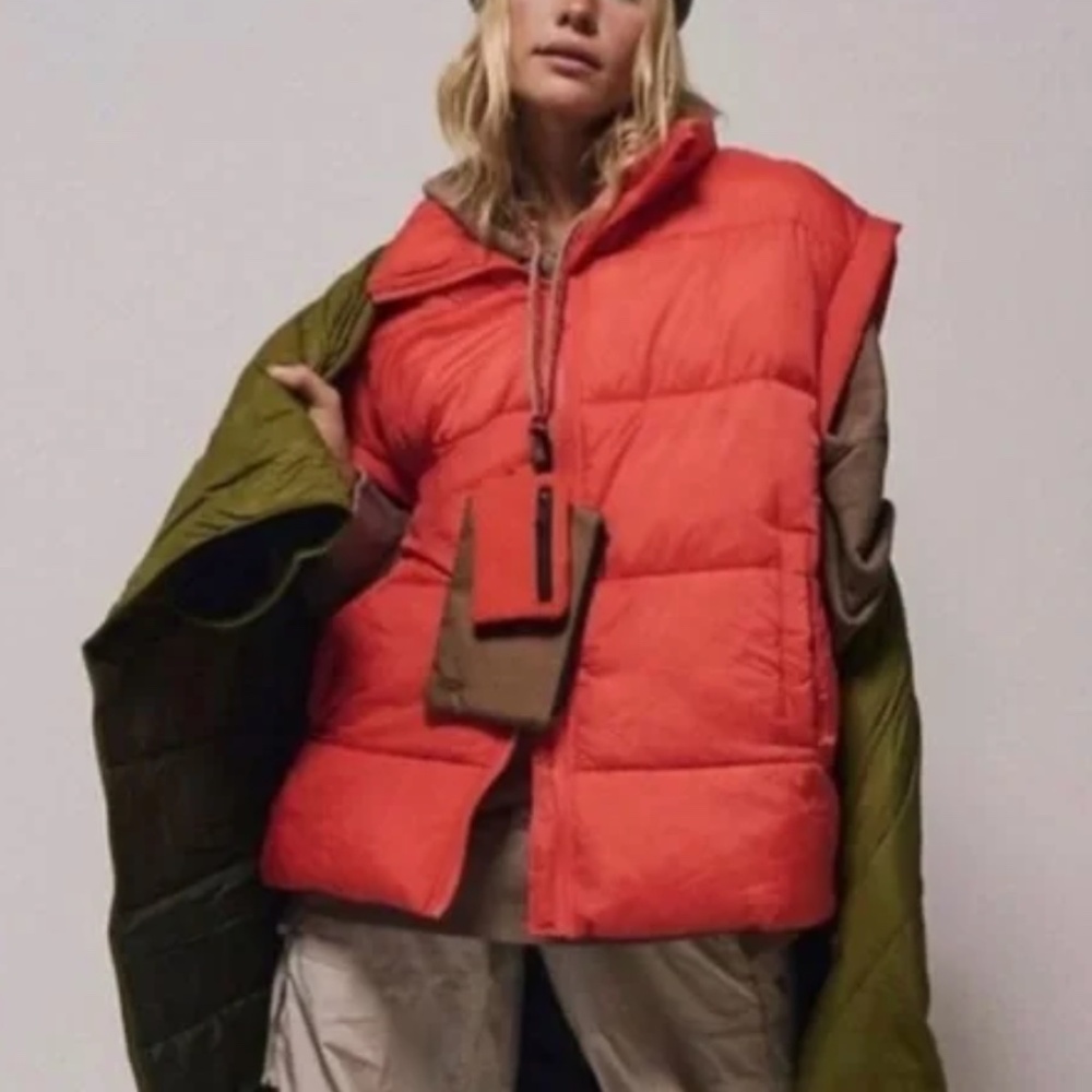 FP Movement - In A Bubble Puffer Flame Orange Red Oversized Zip Vest - Large - Picture 4 of 15